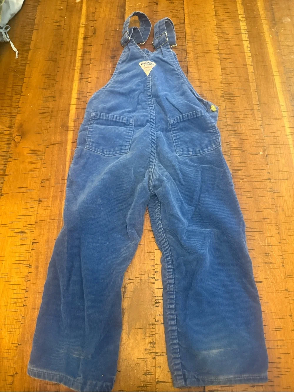 OshKosh Bgosh adjustable closures